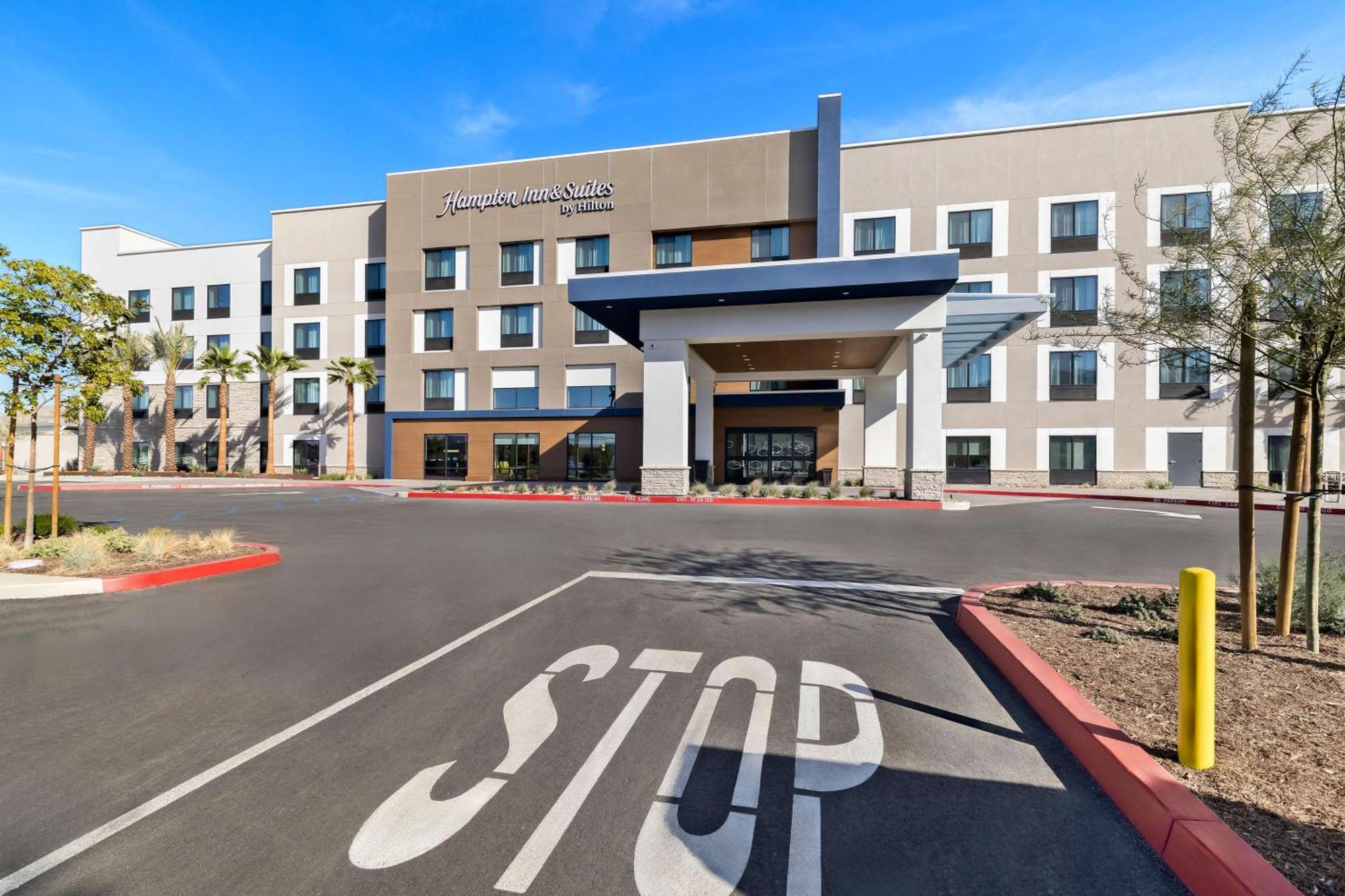 Hampton Inn & Suites Corona, Ca Exterior foto